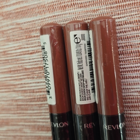 REVLON BRAND WOMENS COLORSTAY MATTE LITE LIP CRAYON BUNDLE OF 3 - Picture 3 of 9